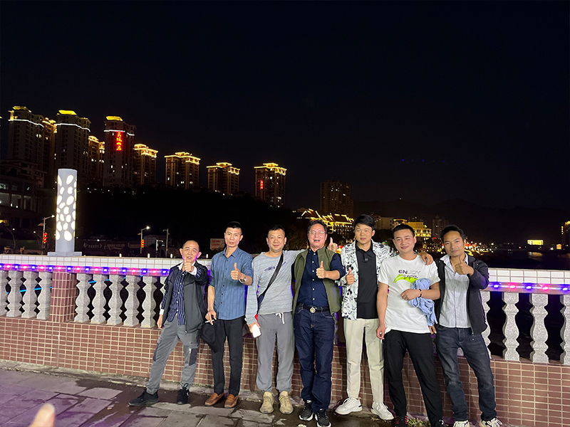 歡(huan)聚時刻